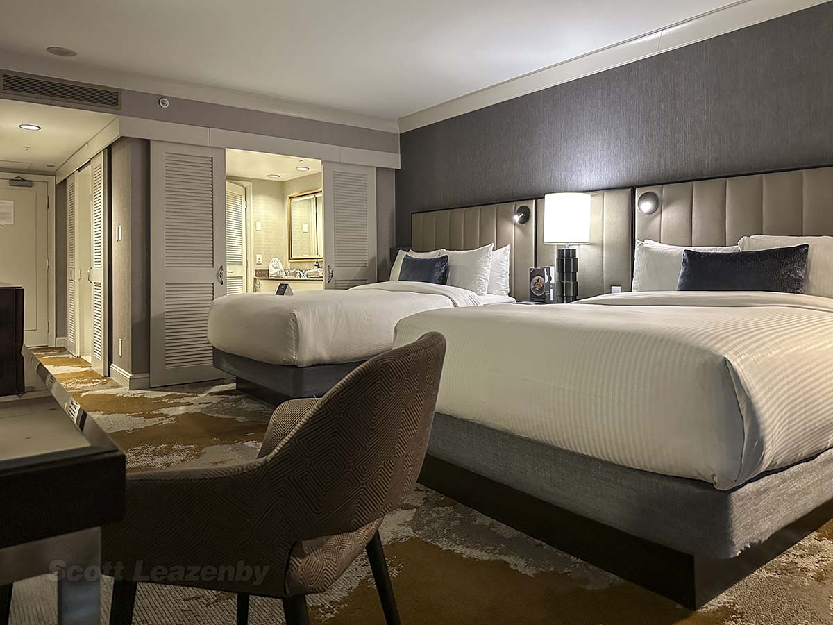 Fairmont Hotel YVR room overview