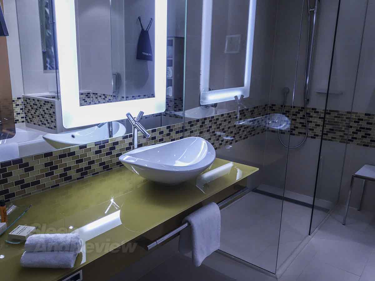 Frankfurt Airport Hilton bathroom vanity