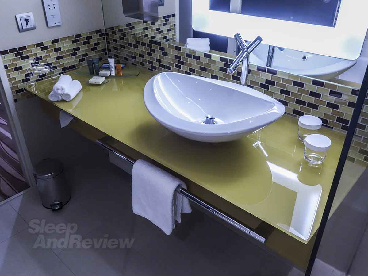 Frankfurt Airport Hilton bathroom sink