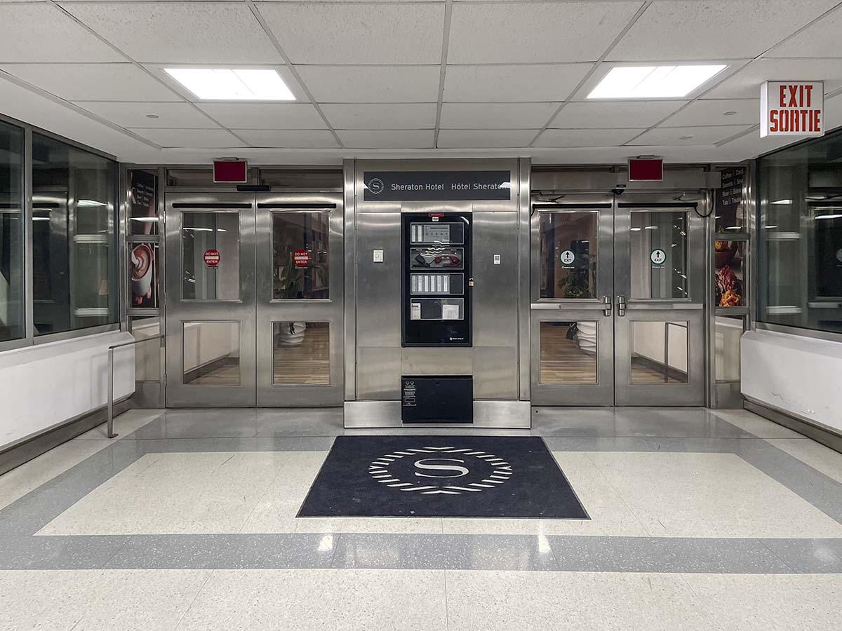 Main entrance to the Gateway Sheraton hotel YYZ from inside the airport