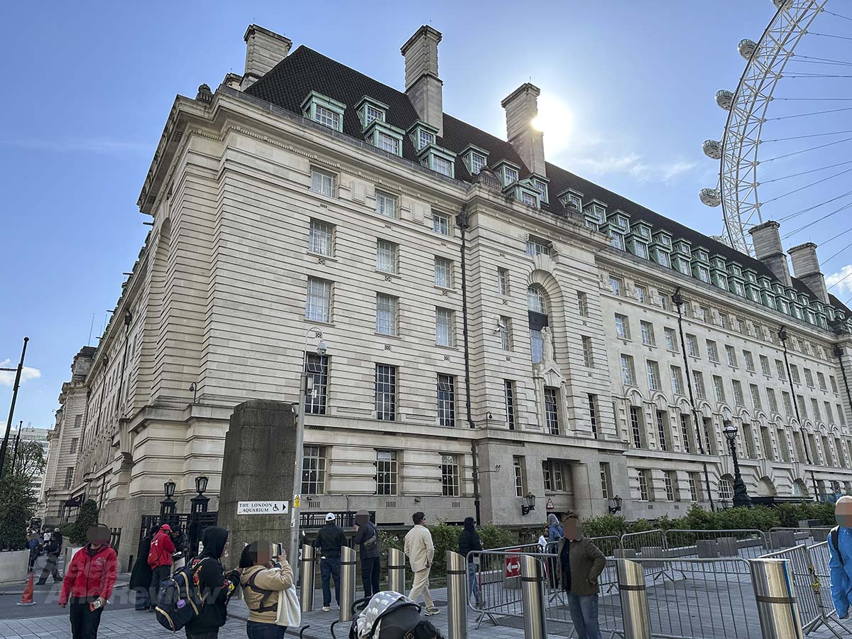 Exterior of the Premier Inn London County Hall Hote