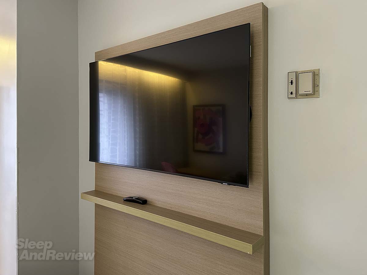 Large flatscreen TV in my room at the Miami International Airport hotel