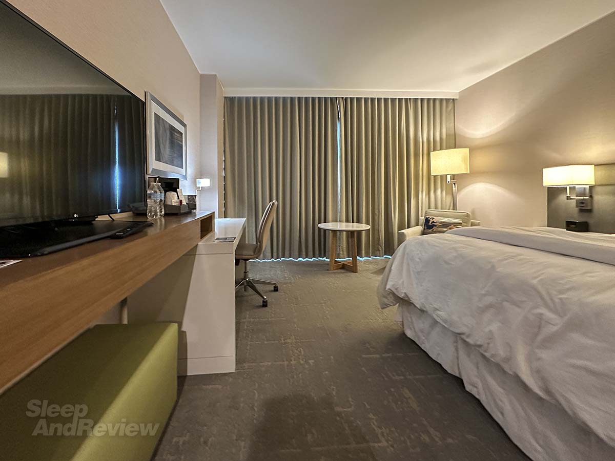 Westin Denver Airport standard room layout