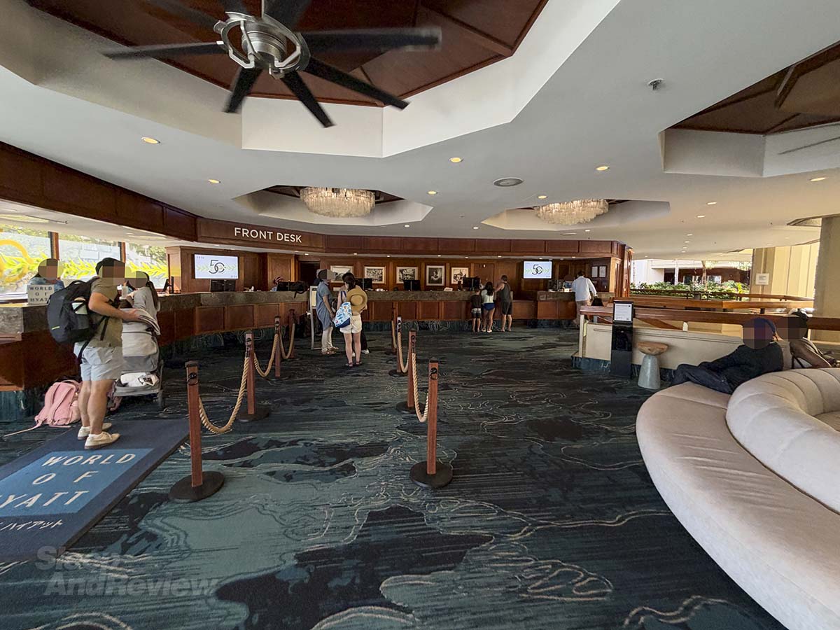 Hyatt Regency Waikiki Resort and Spa lobby and reception desk